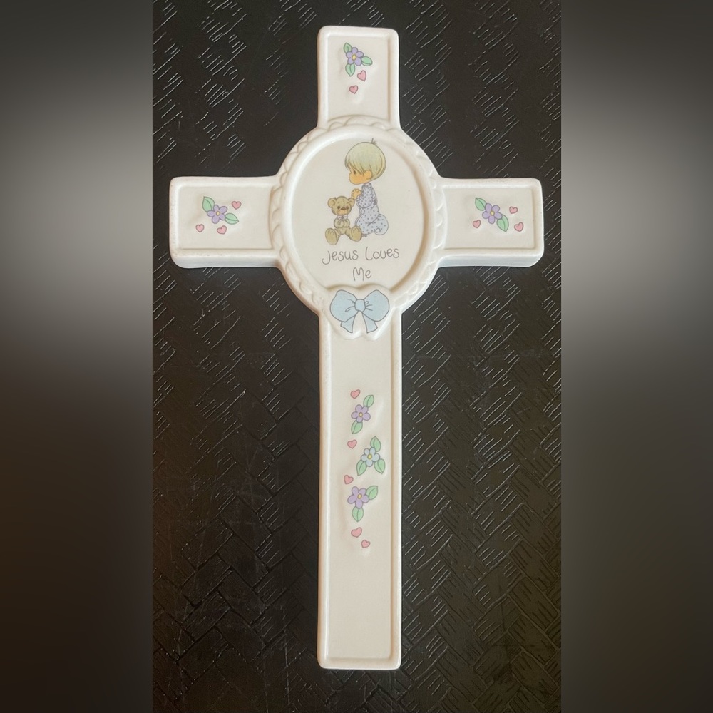 Precious Moments Jesus Loves Me Wall Cross, 1990